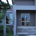 公司宿舍門口
