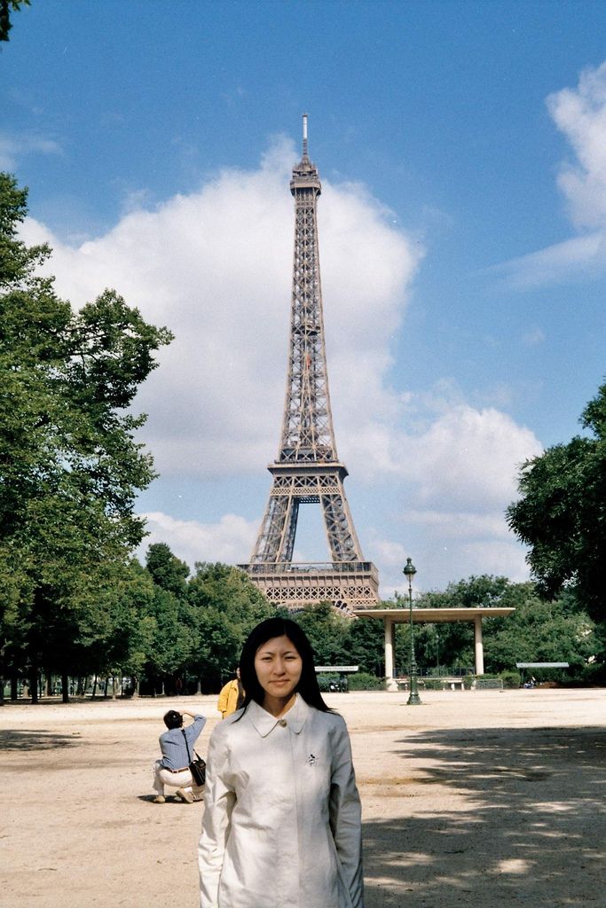 2001-07-20_02_Paris_Eiffel Tower_01.jpg