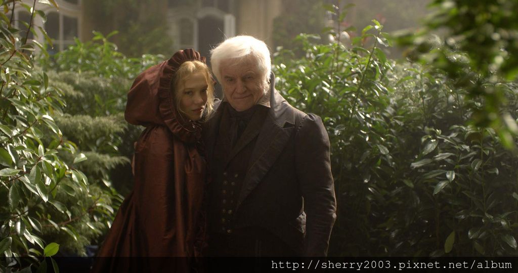 La Belle et La Bete_18.jpg La Belle et La Bete_18.jpg