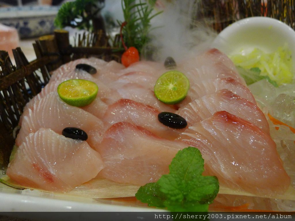 P1190124.JPG P1190124.JPG