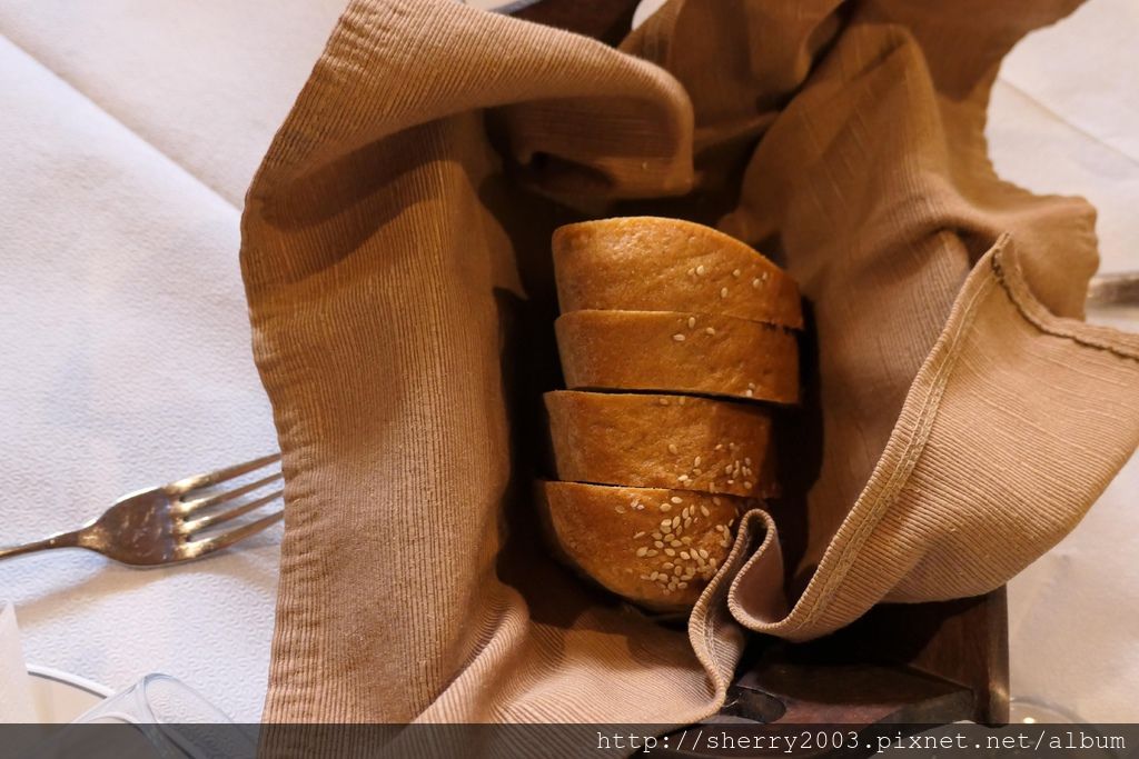 P1000570.JPG P1000570.JPG