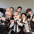 official_oneus_20210513_165907_0.jpg