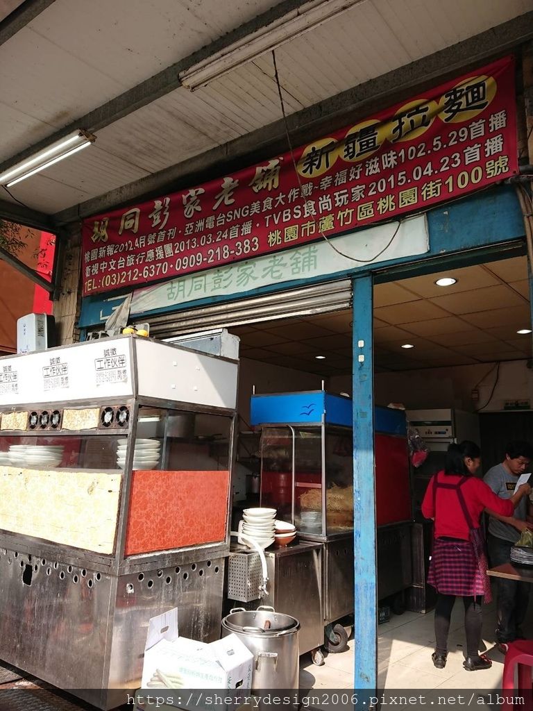 9736969112143.jpg 9736969112143.jpg