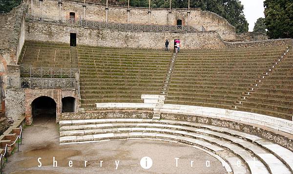 Photo-IT-Pompeii03-3.jpg