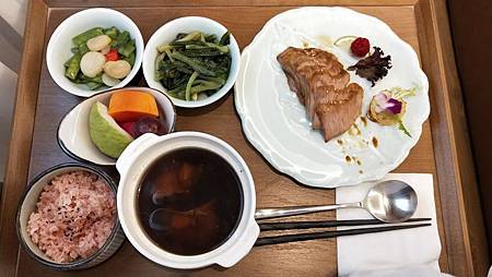 月中餐點_190705_0010.jpg 月中餐點_190705_0010.jpg