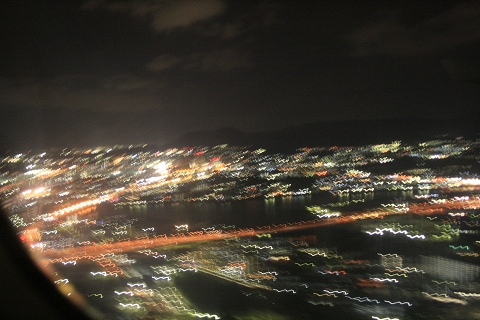 降落前的福岡夜景