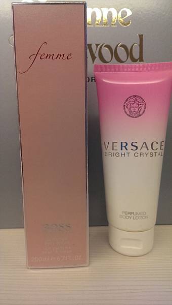 BOSS 光采女人身體乳 200ml(9成新)+VERSACE 香戀水晶 100ml(8成新)