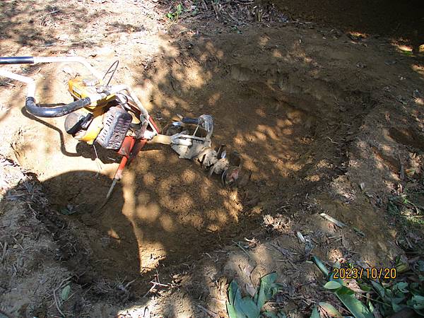 開挖有機堆肥掩埋場