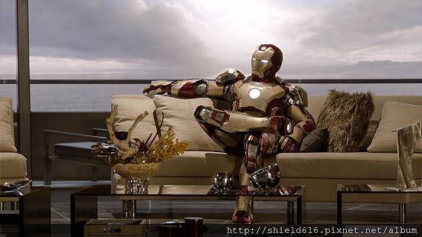 IRON MAN 3_11.jpg IRON MAN 3_11.jpg