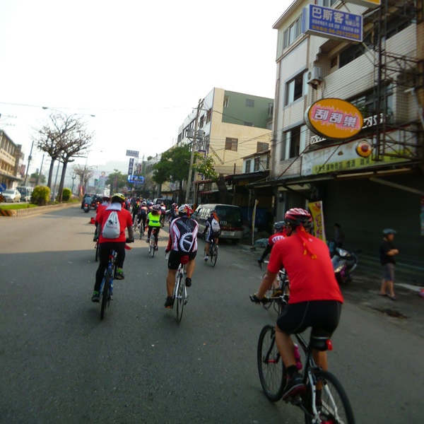 20140329 萬眾騎 bike 14.jpg