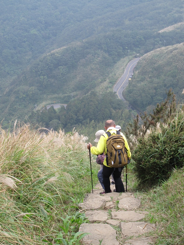 【陽明山】陽明山東段縱走 之 風櫃嘴、頂山、北五指山草原、石