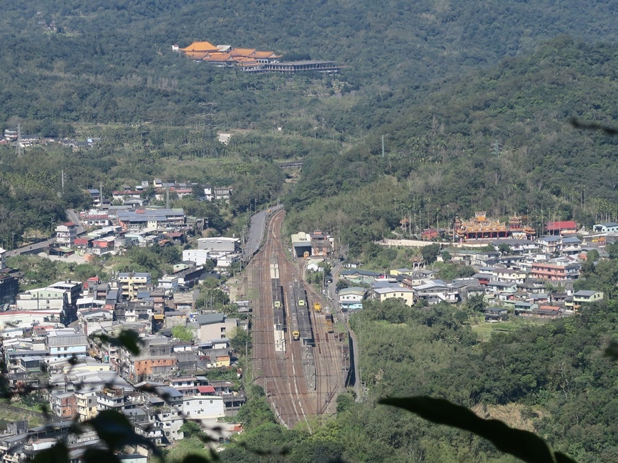 逸仙山步道 (9).JPG