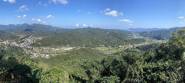 逸仙山步道 (18).JPG