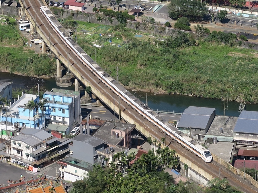 逸仙山步道 (17).JPG