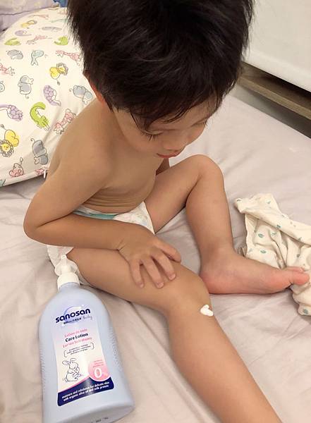 给宝宝天然的呵护|德国珊诺Sanosan沐浴用品、防晒乳霜 给宝宝天然的呵护|德国珊诺Sanosan沐浴用品、防晒乳霜
