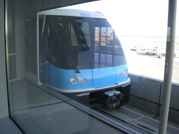 達拉斯機場Skylink