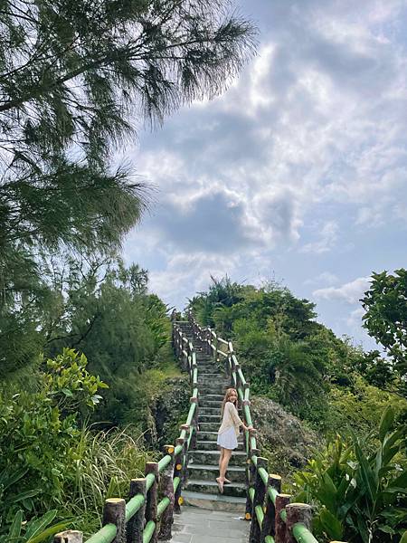 台東民宿 綠島民宿 綠島House16 house16 優質民宿 綠島住宿 合法民宿 台灣旅行 工業風民宿 朝日溫泉 自由潛水 網美景點 綠島套裝行程 浮潛 機車環島 情侶必住民宿 綠島景觀民宿 夜間導覽 秘境 體驗潛水 綠島海底郵筒 綠島行程安排 綠島景點