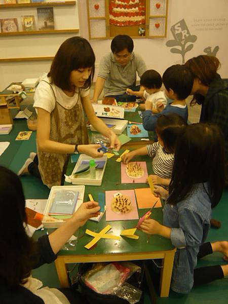 20120415用剪刀畫畫