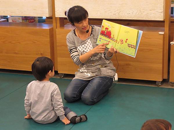 20131018週五下午幼幼讀書會