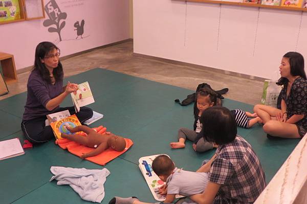 20150507嬰幼兒按摩與閱讀啟蒙
