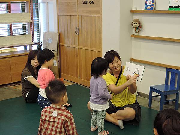 20160429週五下午幼幼讀書會