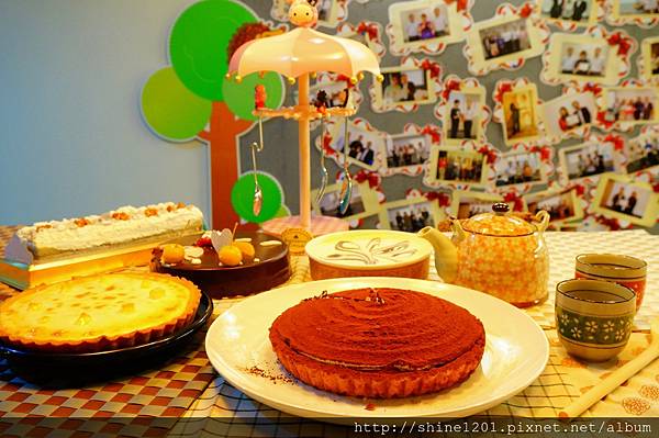 愛買量販店母親節蛋糕