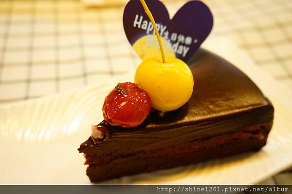 愛買量販店母親節蛋糕