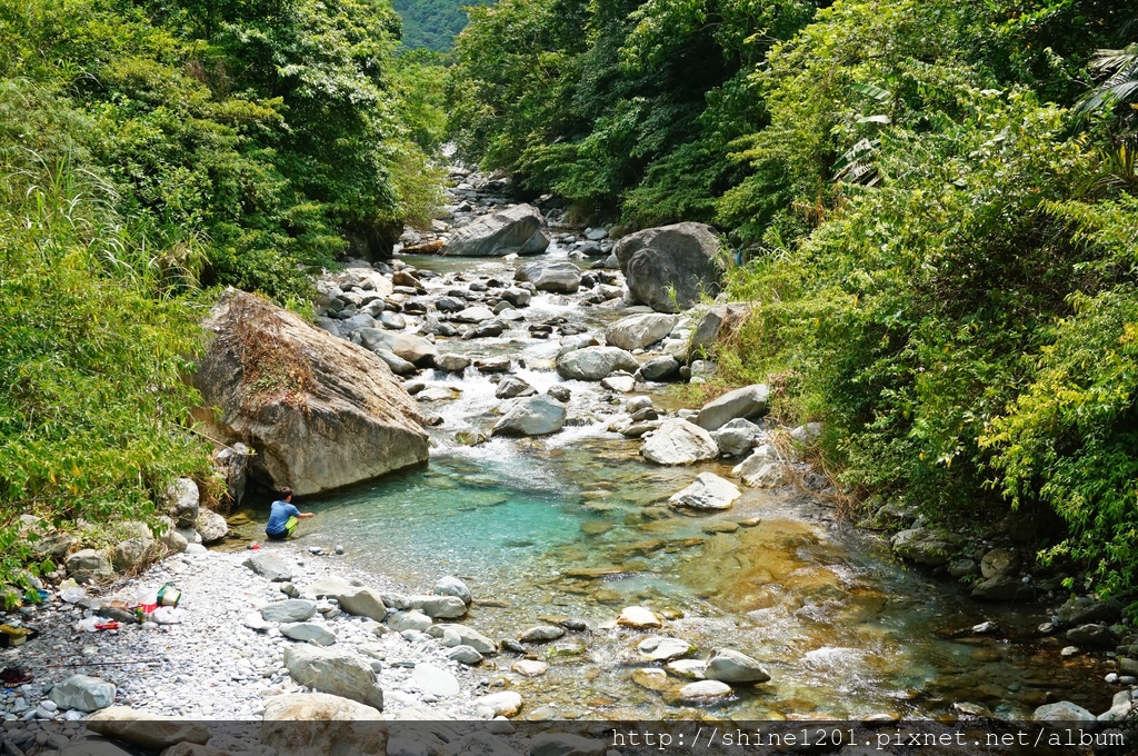 花蓮旅遊景點 米亞丸溪 鯉魚潭周邊親子旅遊景點踏溪戲水  花蓮玩水