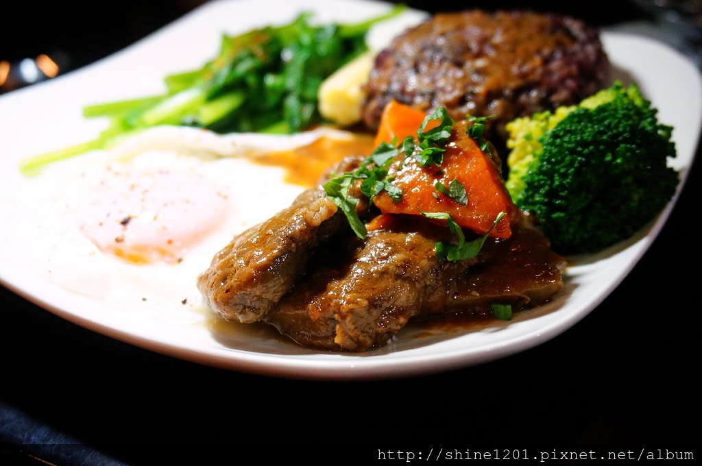  板橋健身房推薦. Oneway 啟動模式.健身房複合美食