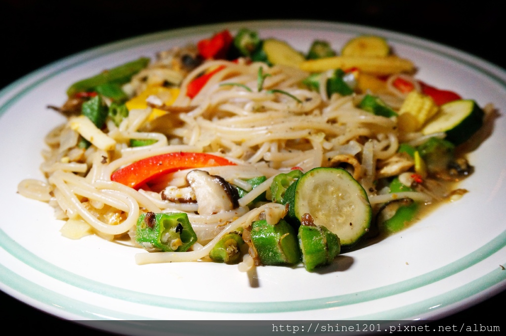  板橋健身房推薦. Oneway 啟動模式.健身房複合美食