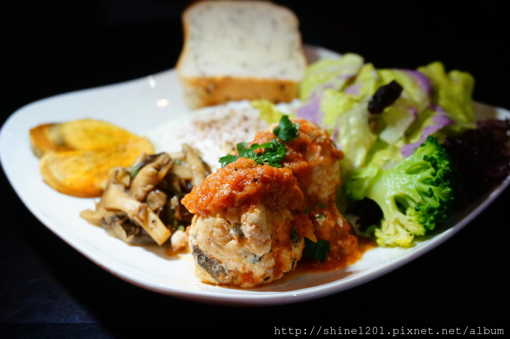  板橋健身房推薦. Oneway 啟動模式.健身房複合美食