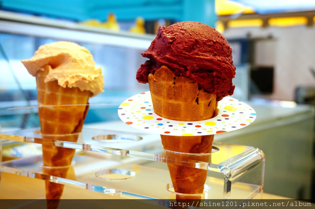 瑞芳九份美食 Lick Lick ice cream 利克商號.夢幻冰淇淋專車等你來打卡