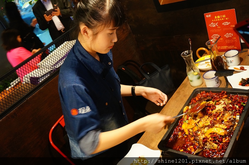 台中麻辣美食 探魚.像在小酒館裡品重慶川菜.溫和嗜辣推薦