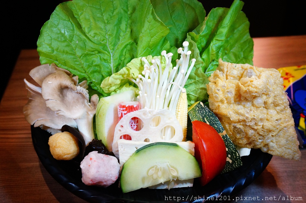 高雄涮涮鍋.壽喜燒-大鍋頭.美術館美食 高雄火鍋推薦