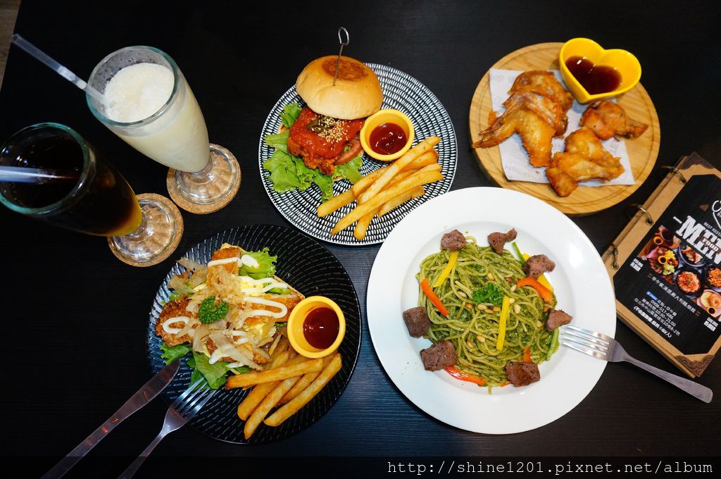 中山區早午餐 奇點+早午餐｜晴光商圈美食.中山國小站美食