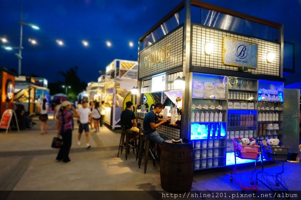 台北景點 大稻埕碼頭 PIER5貨櫃屋市集 百齡罈BHOUSE 台北夕陽夜景
