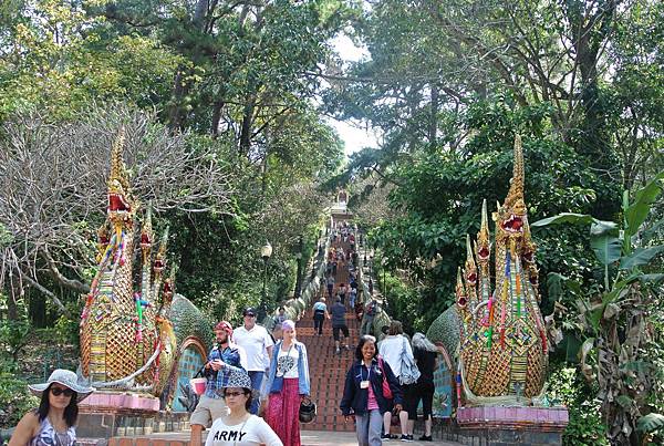 素帖寺(雙龍寺)Wat Phra Doi Suthep.jpg