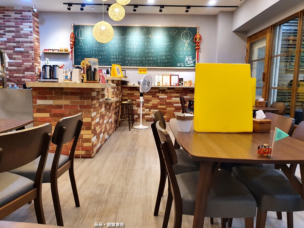 20211030_180704.jpg 20211030_180704.jpg