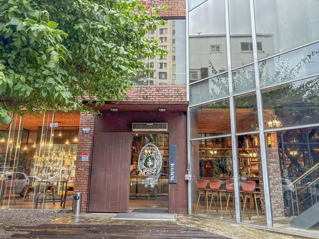 TW＊臺中。FORE Restaurant - 柴燒牛排│原