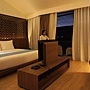 IZE Club Suite Room