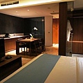 IZE Club Suite Room