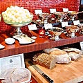 ST Regis Boneka Buffet