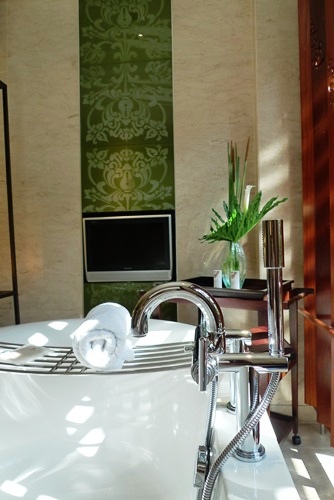 ST Regis Bali Pool Suite