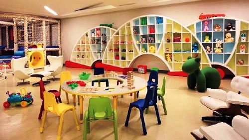 Mulia Resort kid's play room