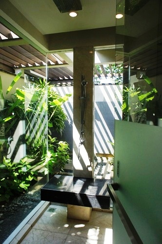 Banyan Tree 1 Bed Room Bathroom