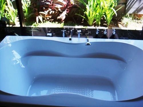Banyan Tree 1 Bed Room Bathroom