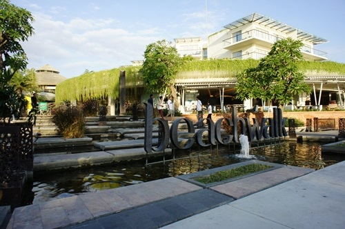 Beach Walk Bali