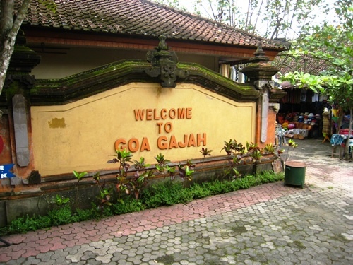 Goa Gajah ubud elephant cave