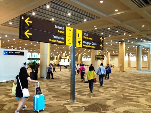 Bali International Airport 入境