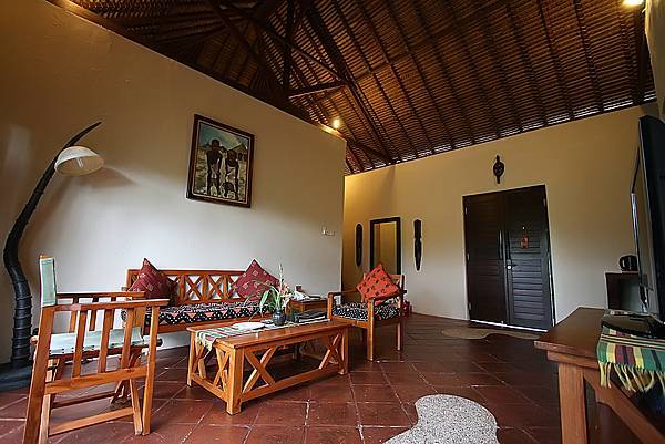 mara river safari lodge